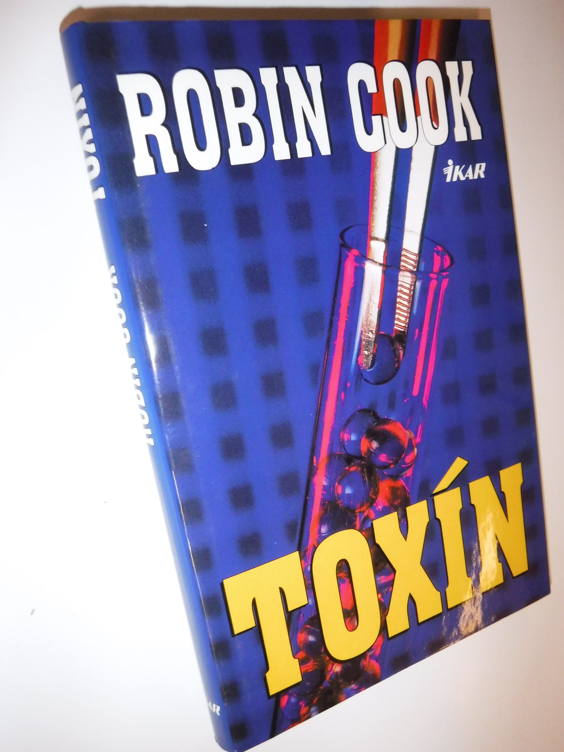 Toxín