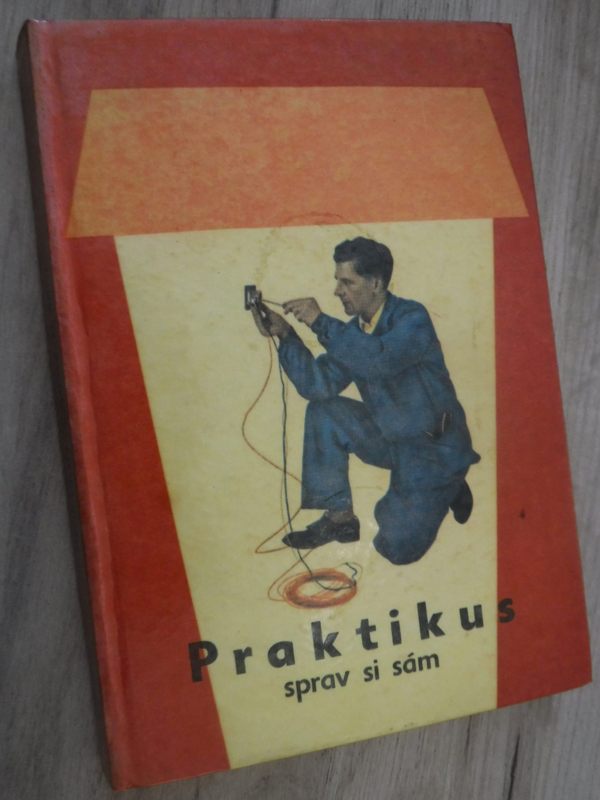 Praktikus - sprav si sám