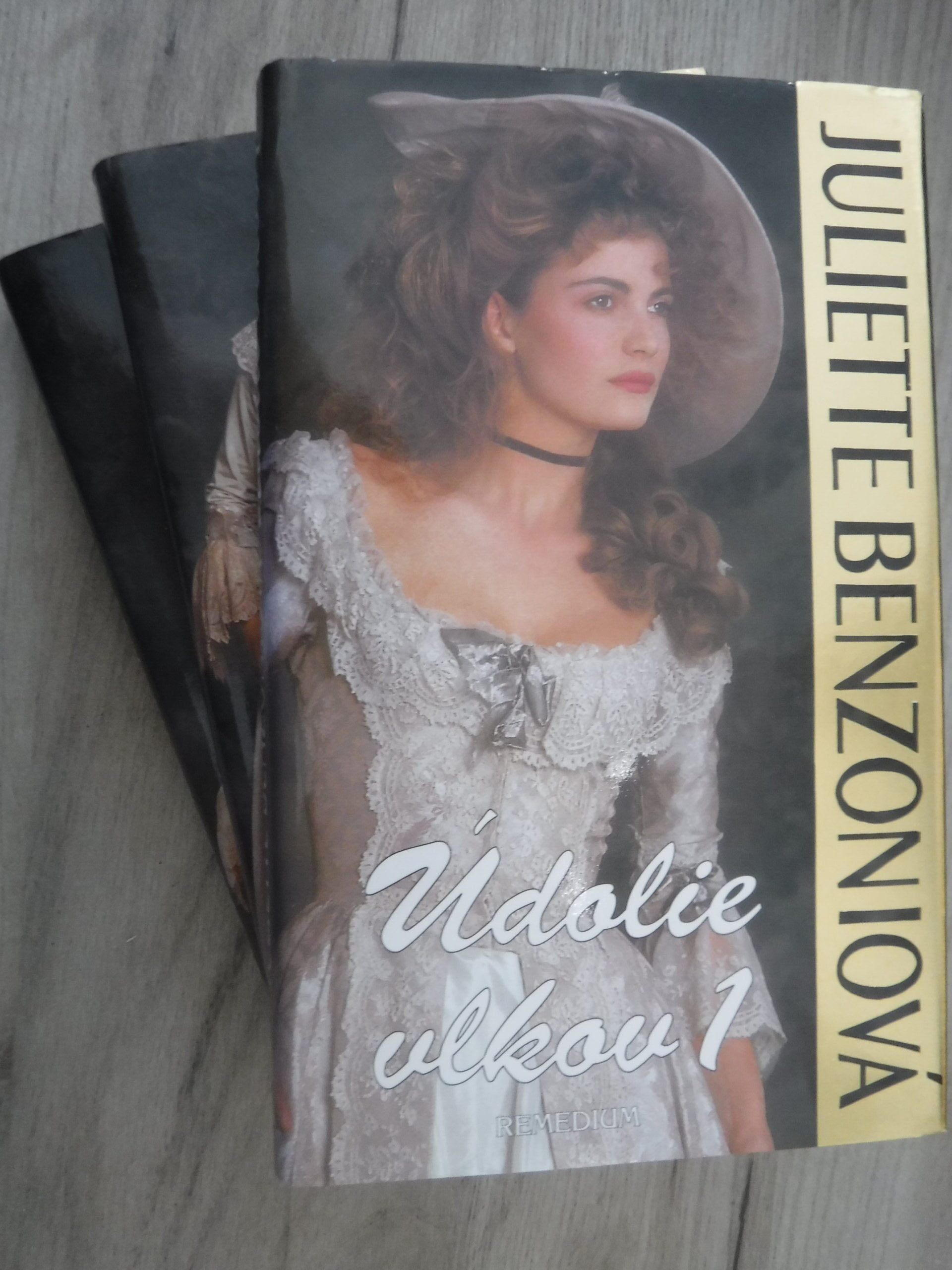 Údolie vlkov 1, 2, 3